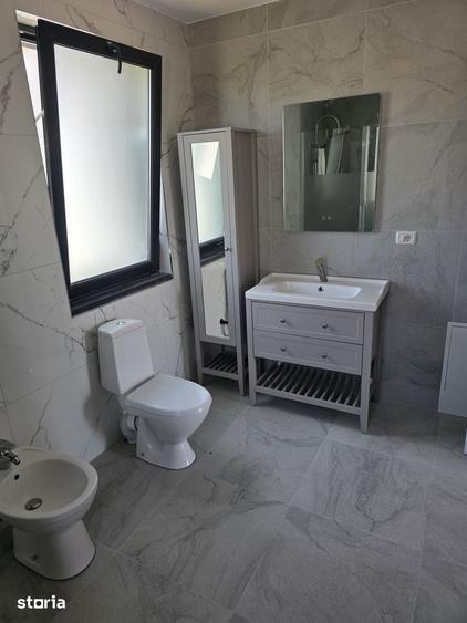 Casă cu 4 camere cu Teren 600 Mp în Central