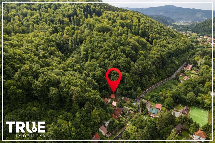 Casă individuală cu 3 camere cu Canalizare în Nord-Est