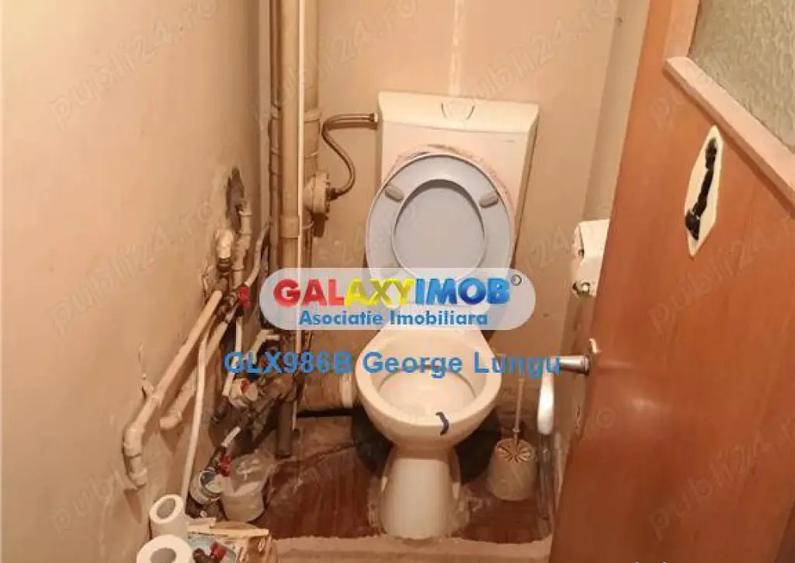 Apartament cu 4 camere semidecomandat în Drumul Taberei