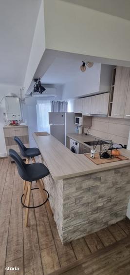 Apartament cu 2 camere decomandat în Faleza Nord