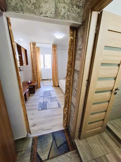 Garsonieră nedecomandată, mobilată în Sud