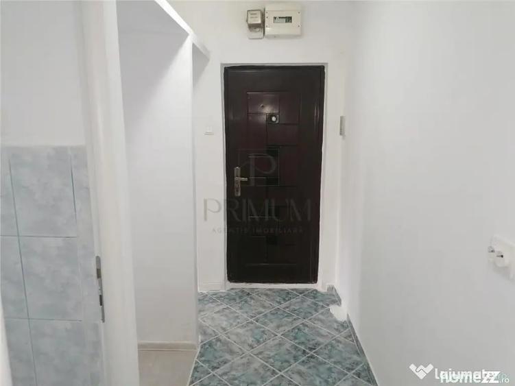Apartament cu 2 camere semidecomandat în Cetății