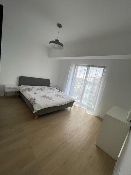 Apartament cu 2 camere decomandat în Tunari