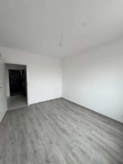 Apartament cu 2 camere decomandat în Militari — fotografia 3