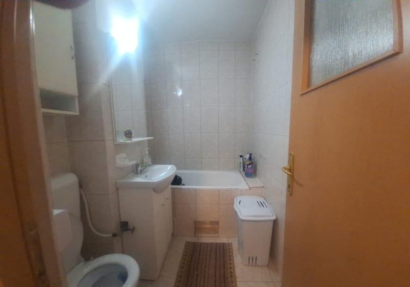 Apartament 2 camere de inchiriat Tractorul - 3