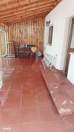 Casă cu 3 camere cu Teren 160 Mp în Central