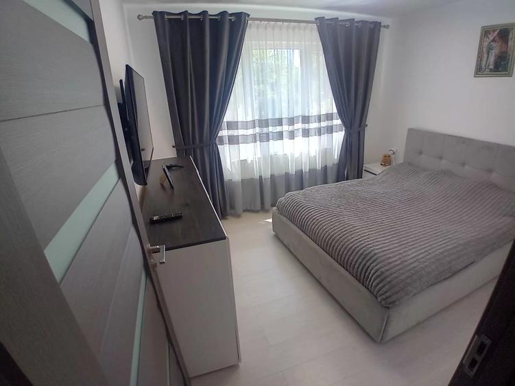 Apartament cu 4 camere decomandat, mobilat în Șagului