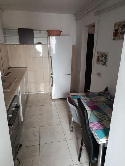 Propietar, ap 3 cam , vanzare - Bld Indepedentei - 7