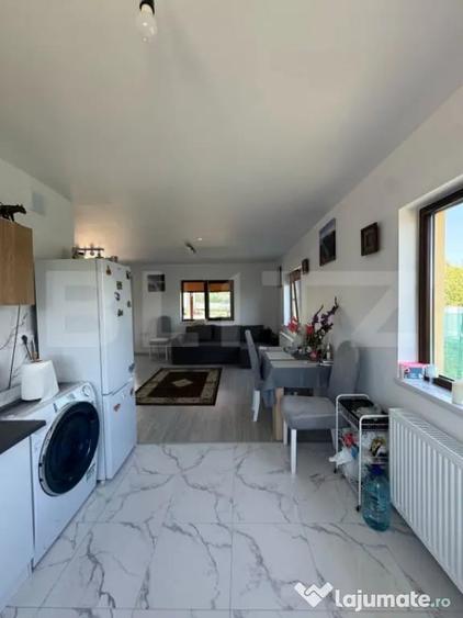 Casă cu 3 camere cu Teren 550 Mp în Central