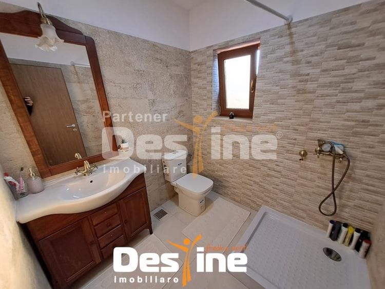 Casă individuală cu 4 camere cu Canalizare în Miroslava