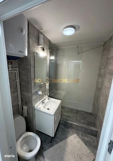 Apartament cu 3 camere în Drumul Taberei