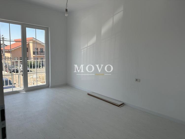 Duplex cu 4 camere cu Canalizare în Moșnița Nouă