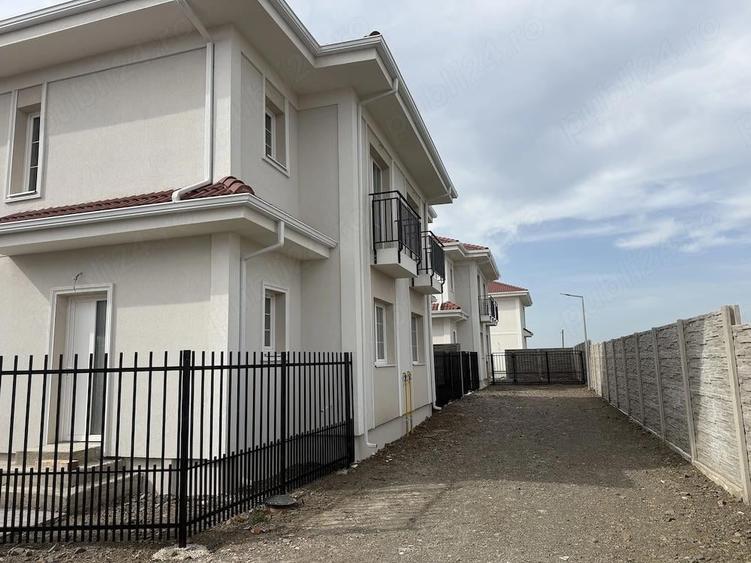 Casă cu 2 camere cu Teren 150 Mp în Sânandrei