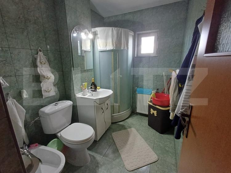 Apartament cu 2 camere decomandat, mobilat în Debarcader