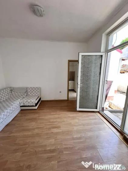 Casă cu 3 camere cu Teren 165 Mp în Tomis I