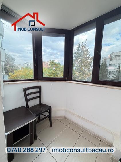 Apartament cu 2 camere decomandat în Banca Națională