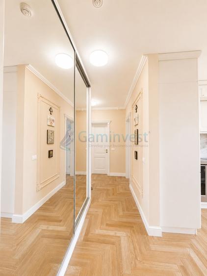 Apartament cu 3 camere decomandat în Cantemir