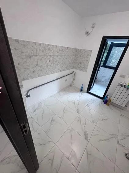 Apartament cu 2 camere semidecomandat în Poarta 6