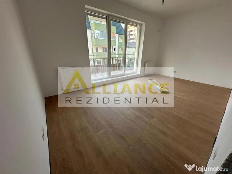 Garsonieră decomandată în Central