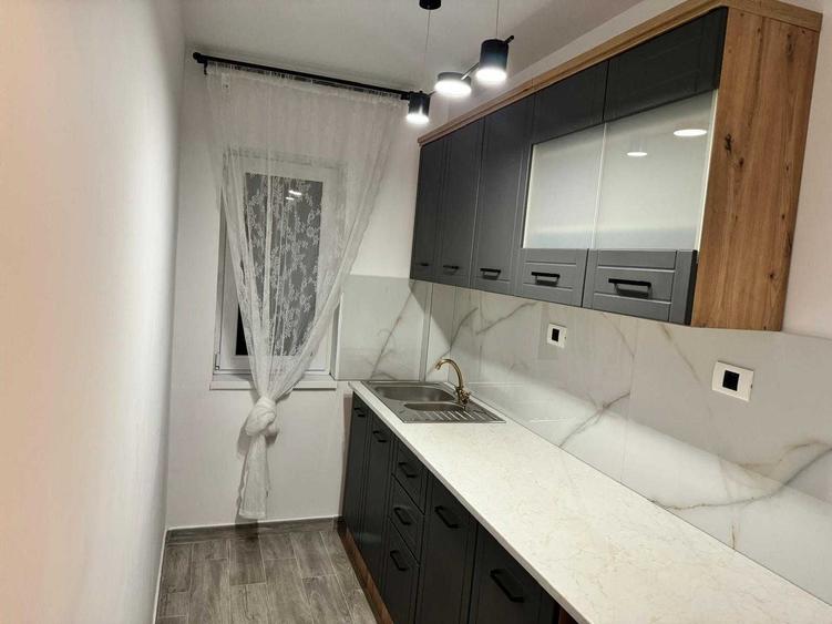 Apartament cu 2 camere semidecomandat în Mahmudia