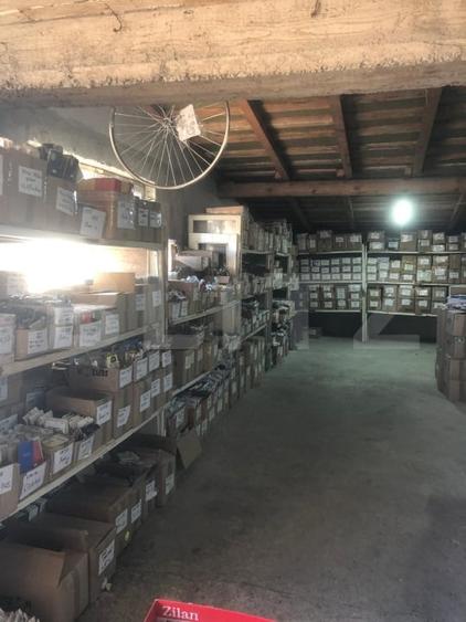 Spațiu comercial, de 1,200 mp, în Reghin