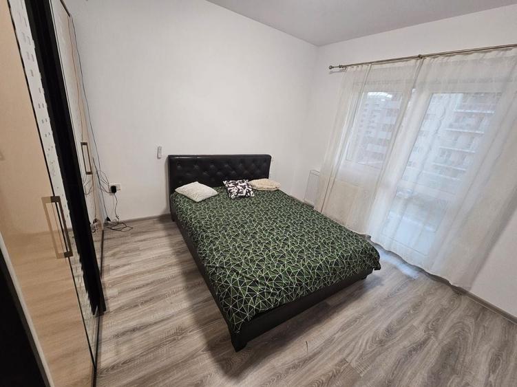 Apartament cu 2 camere decomandat, mobilat în Metalurgiei