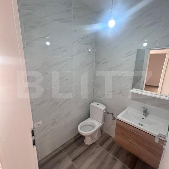 Casă individuală cu 3 camere cu Canalizare în Moșnița Nouă