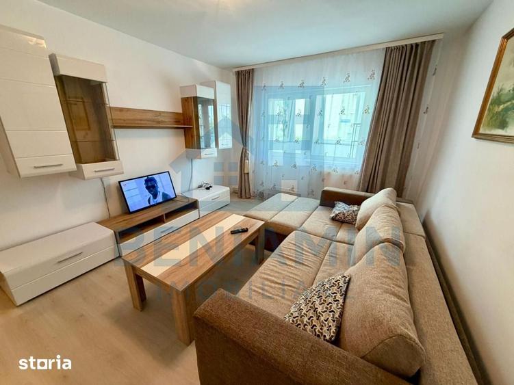 Apartament cu 2 camere decomandat în Hărmanului