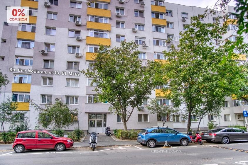 Apartament cu 3 camere decomandat în Rahova