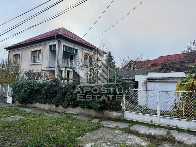 Casă cu 5 camere cu Canalizare în Ghirodei