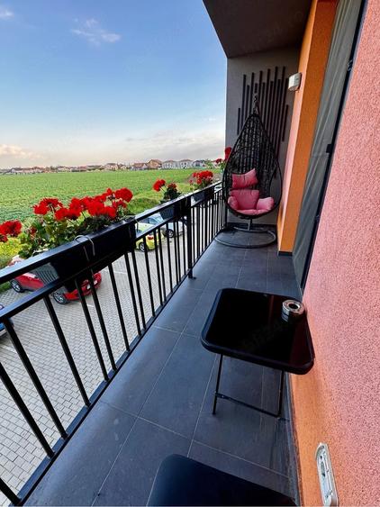 Apartament cu 3 camere decomandat în Dumbrăvița