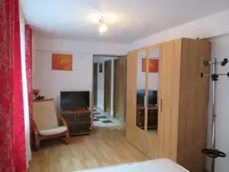 Apartament cu 2 camere decomandat în Între Lacuri