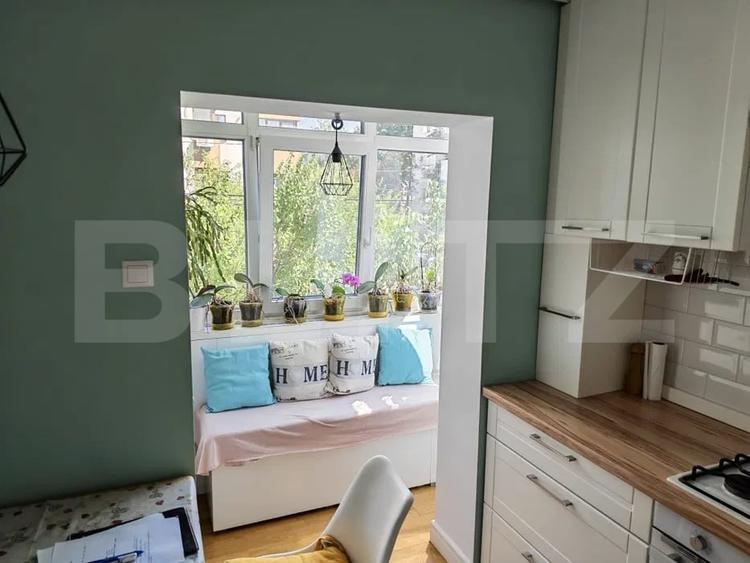 Apartament cu 3 camere decomandat, mobilat în Tătărași