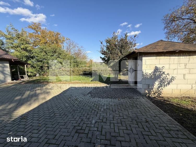 Casă cu 4 camere cu Teren 898 Mp în Mitocu Dragomirnei