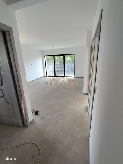 Casă cu 3 camere în Berceni