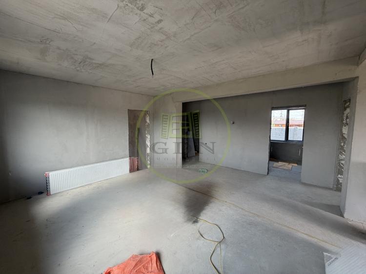 Casă individuală cu 4 camere cu Teren 498 Mp în Exterior Est