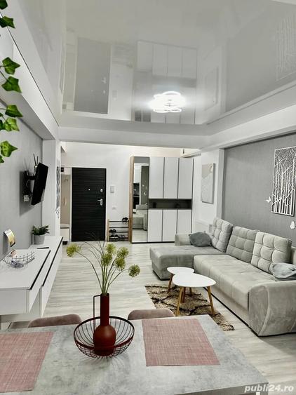 Apartament cu 2 camere decomandat în Central