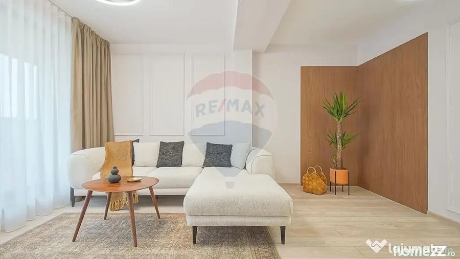 Apartament cu 3 camere decomandat în Tractorul