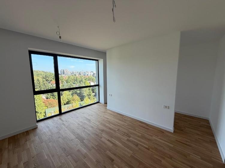 Apartament cu 3 camere decomandat în Pipera