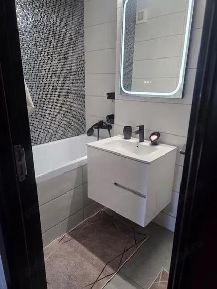 Apartament cu 2 camere decomandat în Theodor Pallady