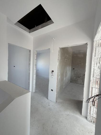 Casă cu 4 camere în Urseni
