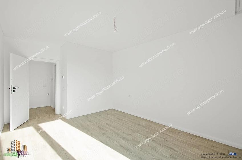 Apartament cu 3 camere decomandat în Sud