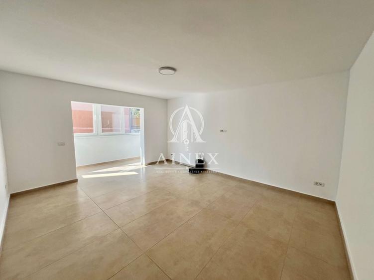 Apartament cu 4 camere decomandat în Complex Studențesc