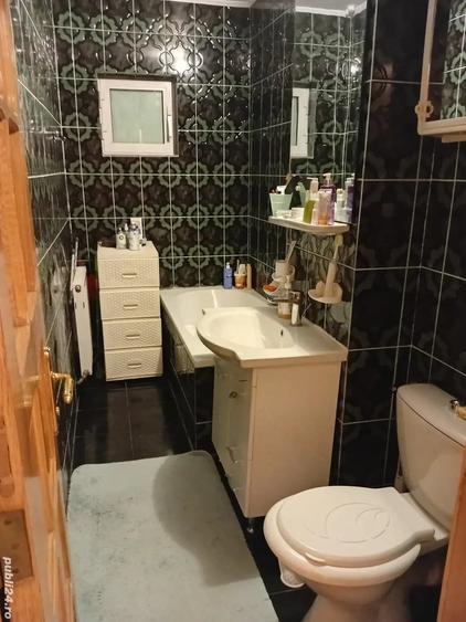 Apartament cu 5 camere decomandat în Central