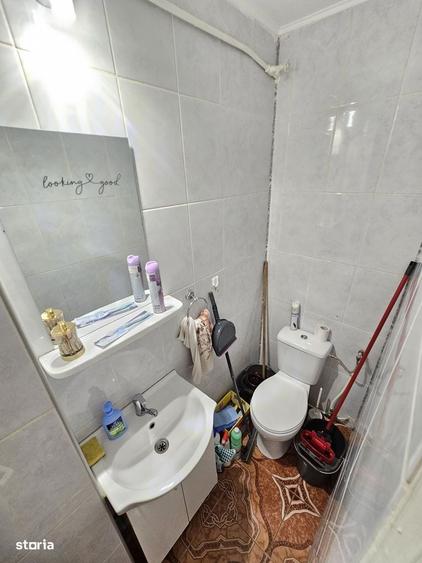 Apartament cu 2 camere decomandat în Apărătorii Patriei
