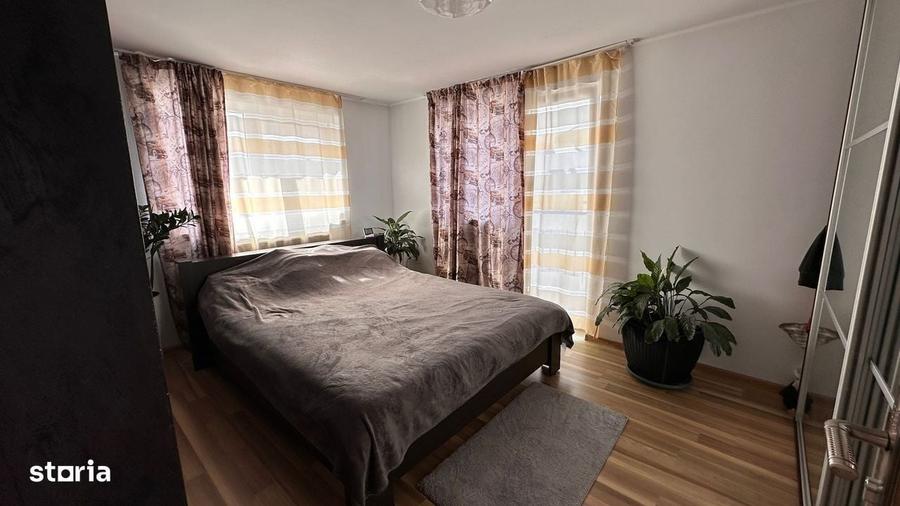 Casă cu 4 camere în Central