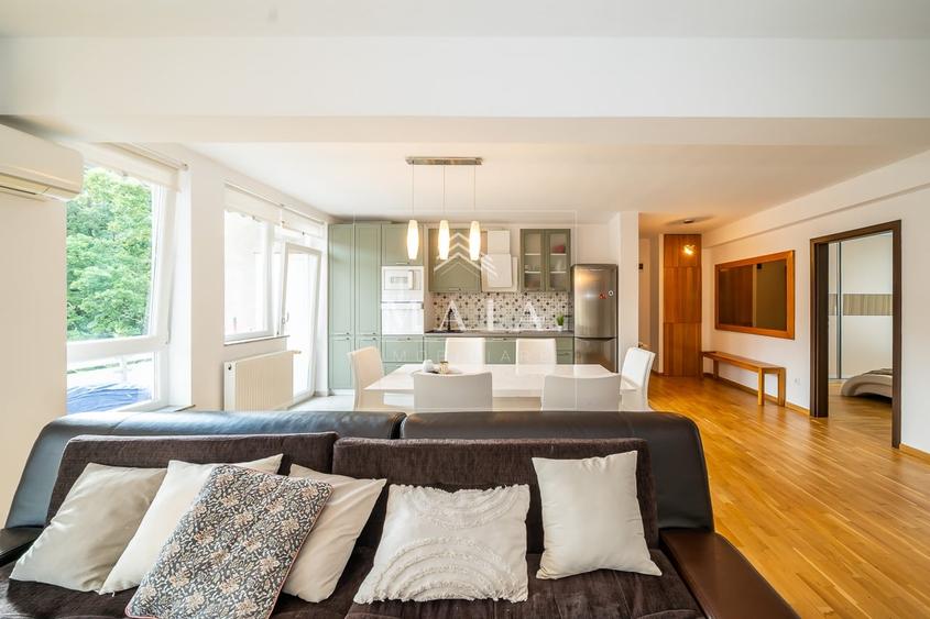 Apartament cu 3 camere decomandat în Calea Dumbrăvii