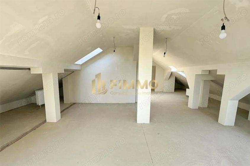 Apartament cu 3 camere în Est