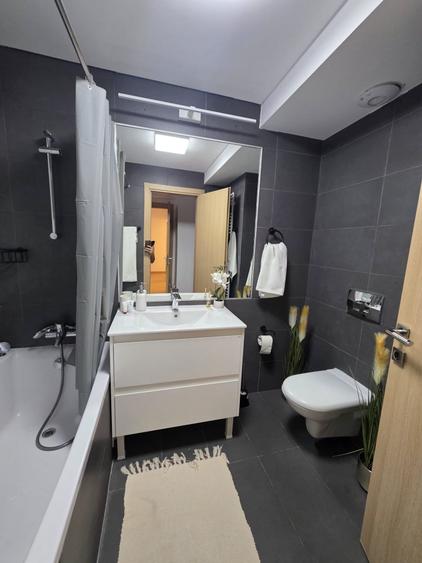 Apartament cu 3 camere decomandat, mobilat în Pipera