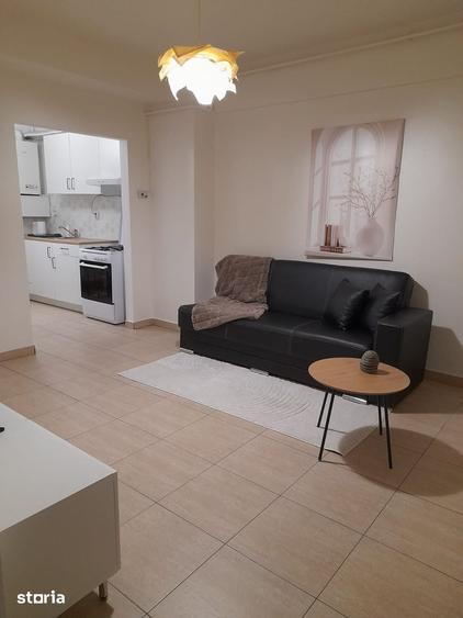 Apartament cu 2 camere semidecomandat în Mărăști